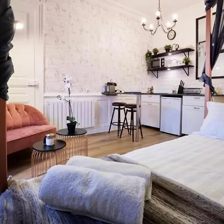 Le Gatsby 3 Etoiles Aix-les-Bains